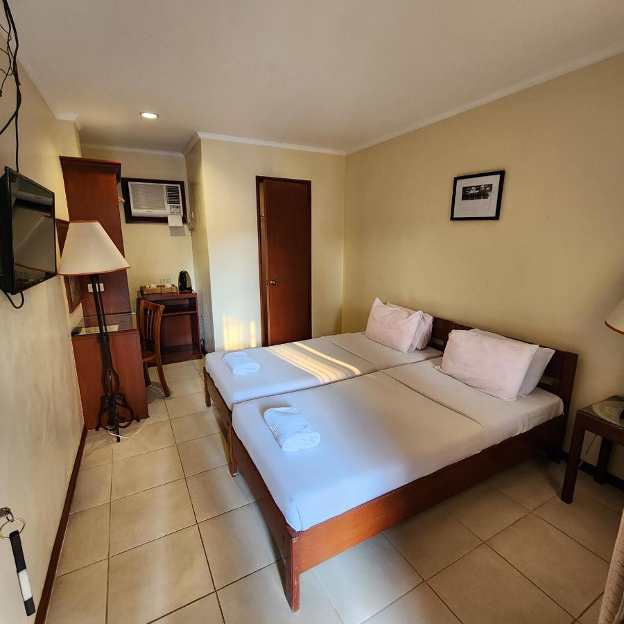 Villa Tomasa Alona Kew White Beach Resort 邦劳 外观 照片