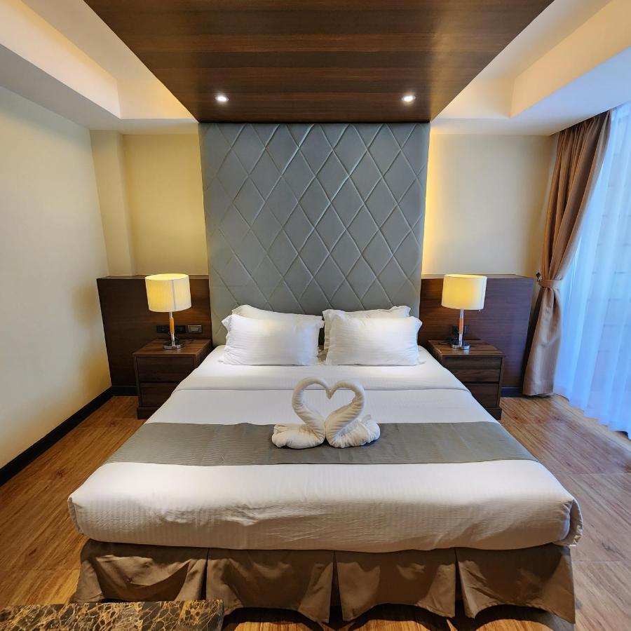 Villa Tomasa Alona Kew White Beach Resort 邦劳 外观 照片