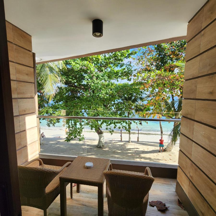 Villa Tomasa Alona Kew White Beach Resort 邦劳 外观 照片