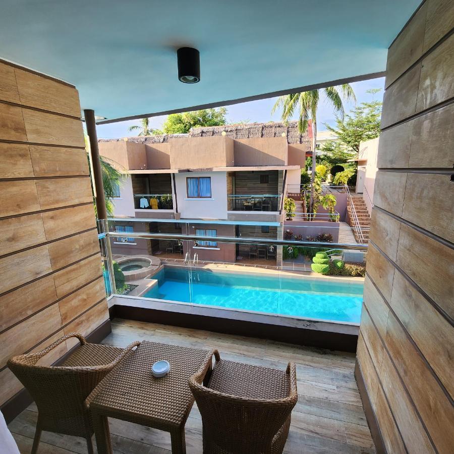 Villa Tomasa Alona Kew White Beach Resort 邦劳 外观 照片