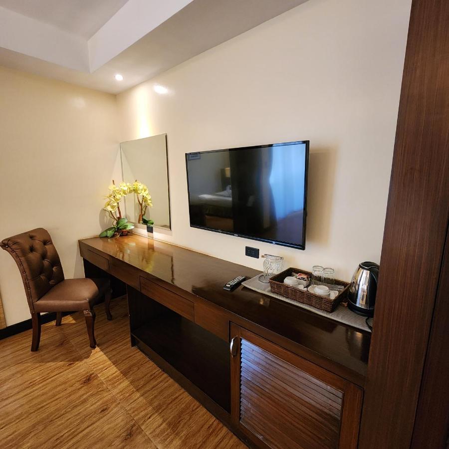 Villa Tomasa Alona Kew White Beach Resort 邦劳 外观 照片