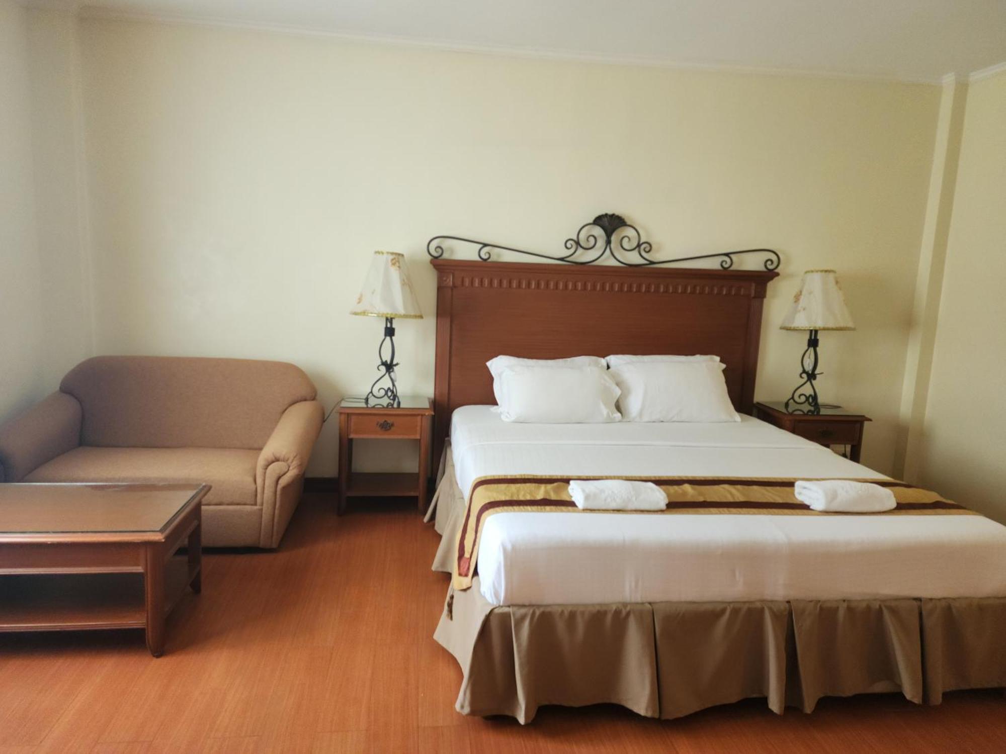 Villa Tomasa Alona Kew White Beach Resort 邦劳 外观 照片