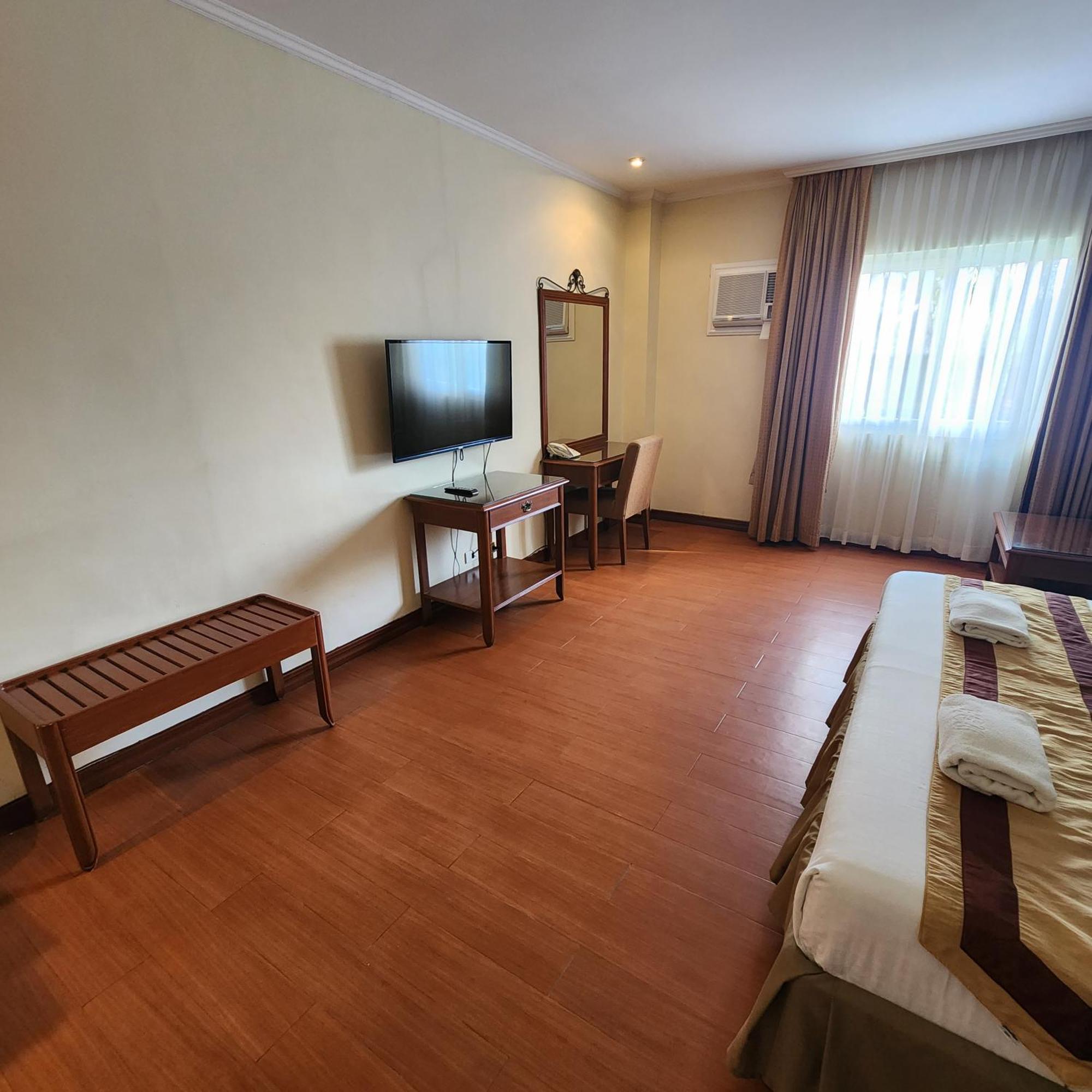 Villa Tomasa Alona Kew White Beach Resort 邦劳 外观 照片