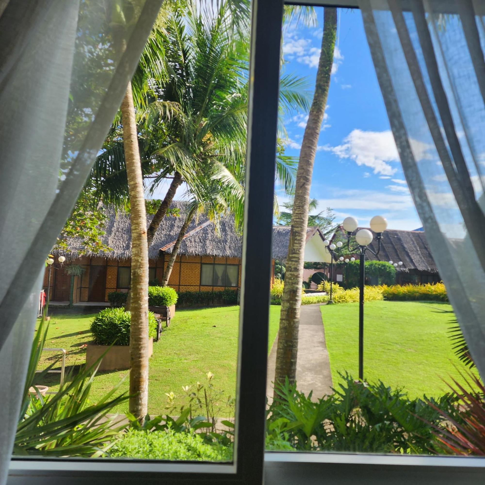 Villa Tomasa Alona Kew White Beach Resort 邦劳 外观 照片