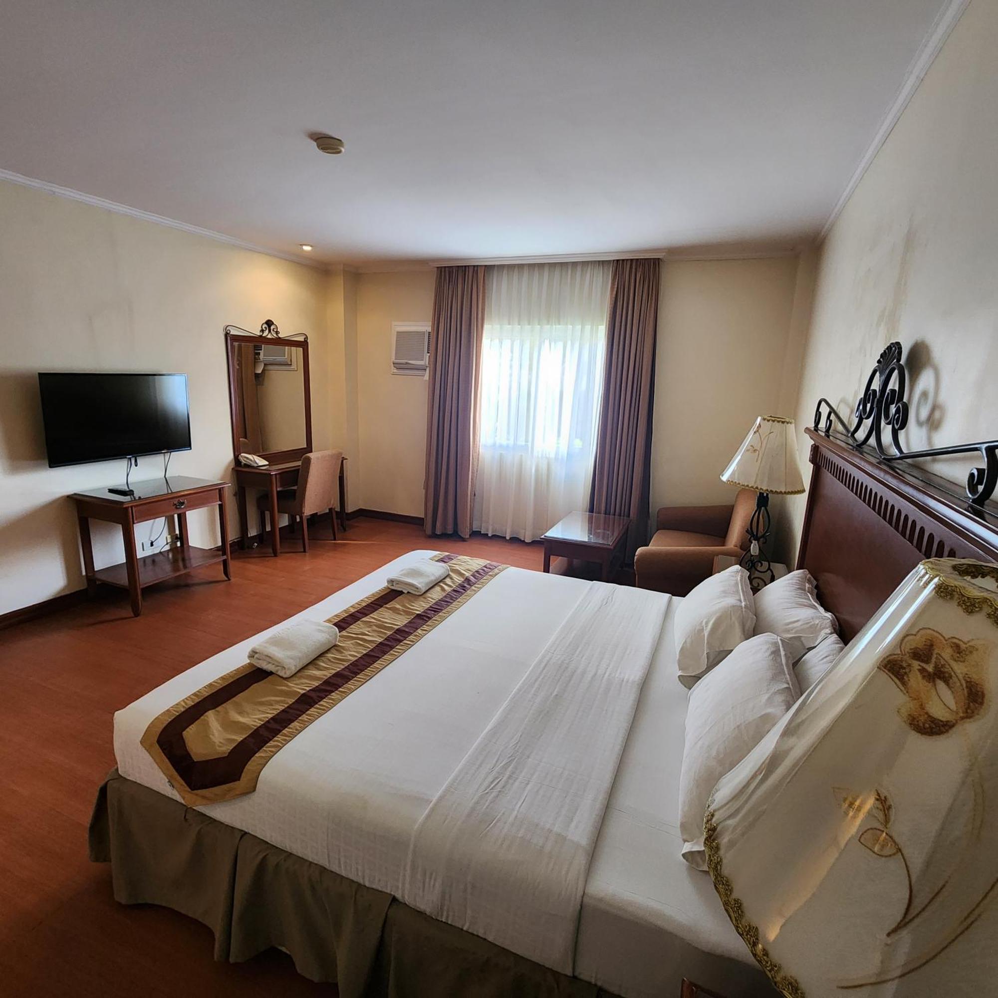 Villa Tomasa Alona Kew White Beach Resort 邦劳 外观 照片